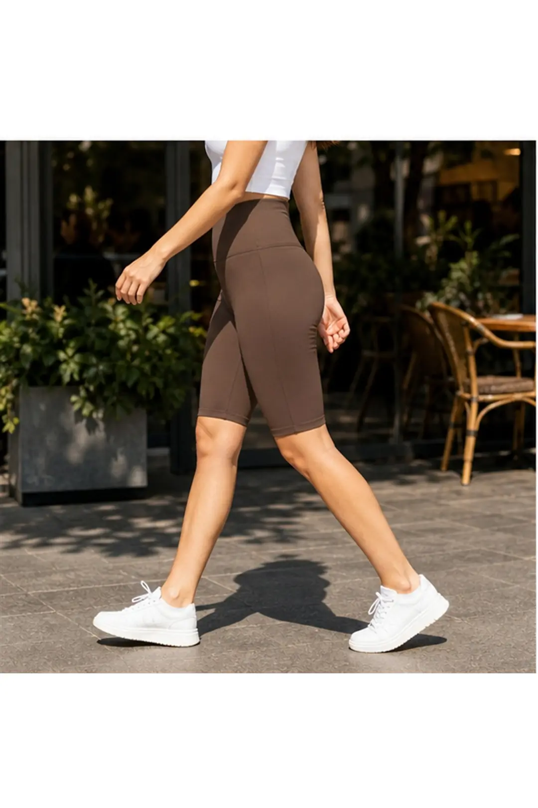 Kadın Kahverengi Yüksek Bel Dalgıç Kumaş Diz Üstü Şort Tayt Spor ve Günlük Kullanım 2