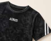 İncili Tekstil Erkek Çocuk Vintage Görünümlü Siyah T-shirt - Retro Şerit Detaylı Grafik Baskılı Üst 3