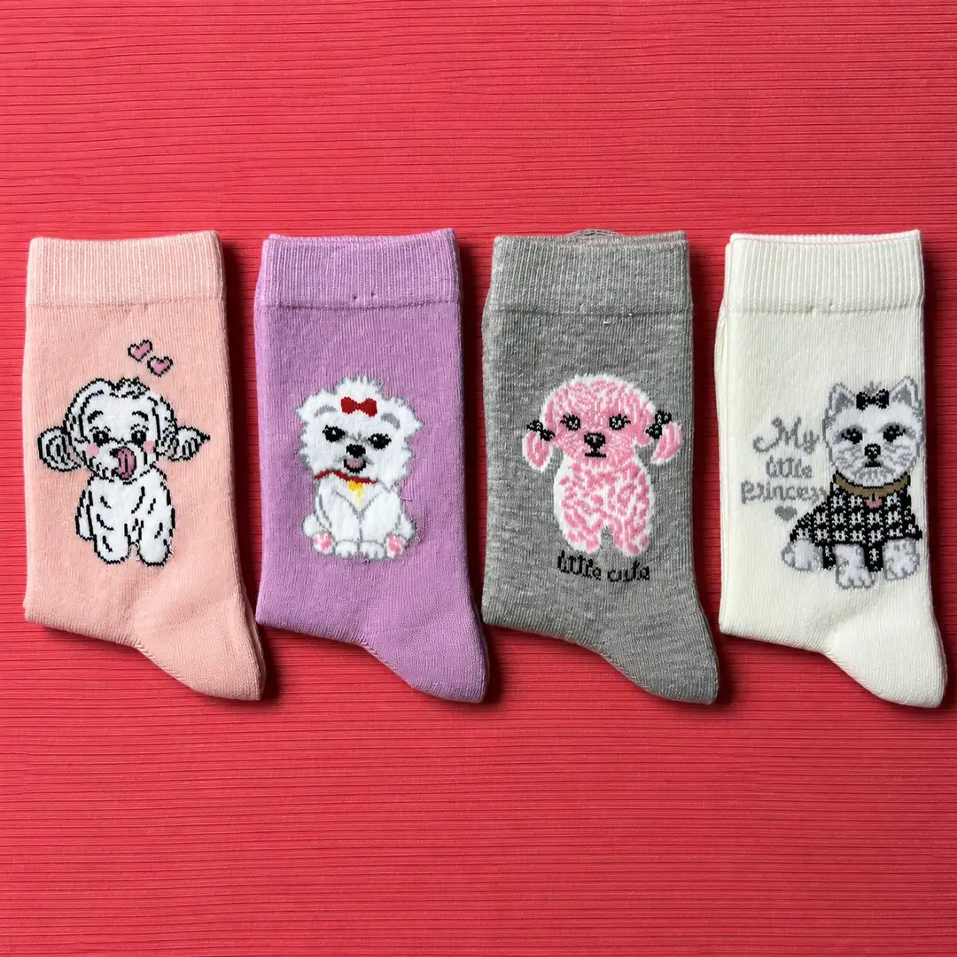4'lü Set - Süslü Köpek Desenli Dikişsiz Çocuk Çorabı | My Little Princess Temalı Yumuşak Dokulu Kız Çorabı