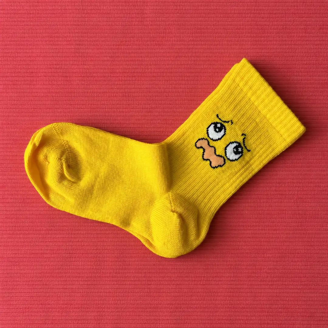 4'lü Set - Eğlenceli Yüz İfadeleri Desenli Dikişsiz Çocuk Çorabı | Renkli Emoji Figürlü Yumuşak Dokulu Çorap 5